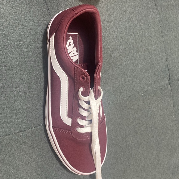 Burgundy red Vans - Picture 5 of 6